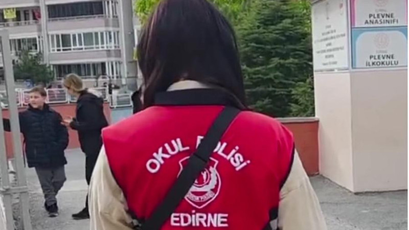 Okullarda Güvenlik Seviyesi Yükseltildi: Her Okulun Önünde Polis Görevlendirildi