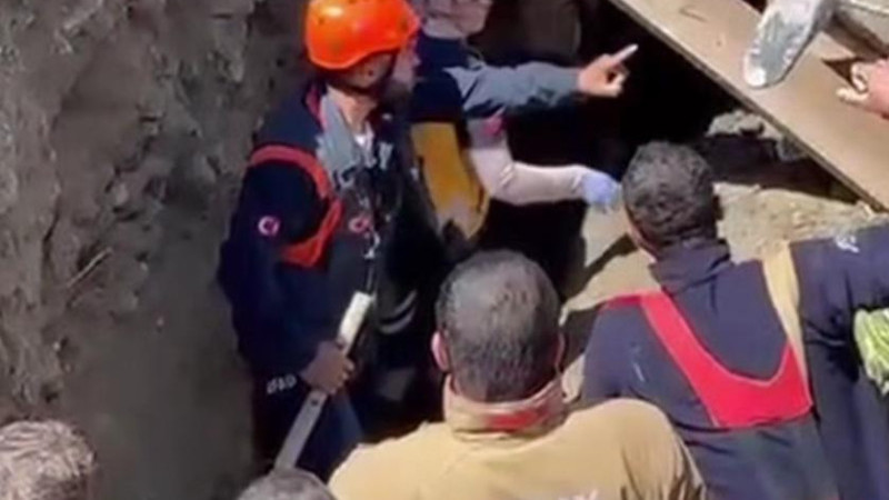 TOPRAK ALTINDAN UMUT ÇIKTI: 8 SAATLİK ZAMANLA YARIŞ MUTLU SONLA BİTTİ
