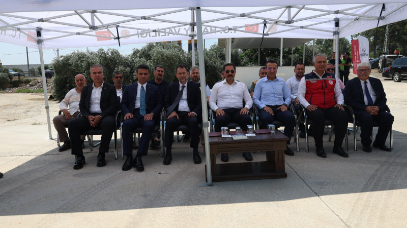 HBB’DEN ÜRETİCİLERE AYÇİÇEĞİ TOHUMU DESTEĞİ