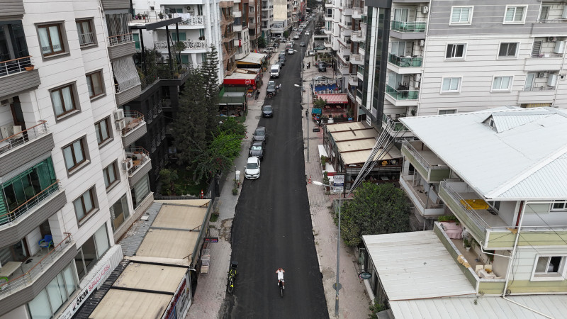 DÖRTYOL’DA ASFALT SEFERBERLİĞİ HIZ KESMEDEN SÜRÜYOR