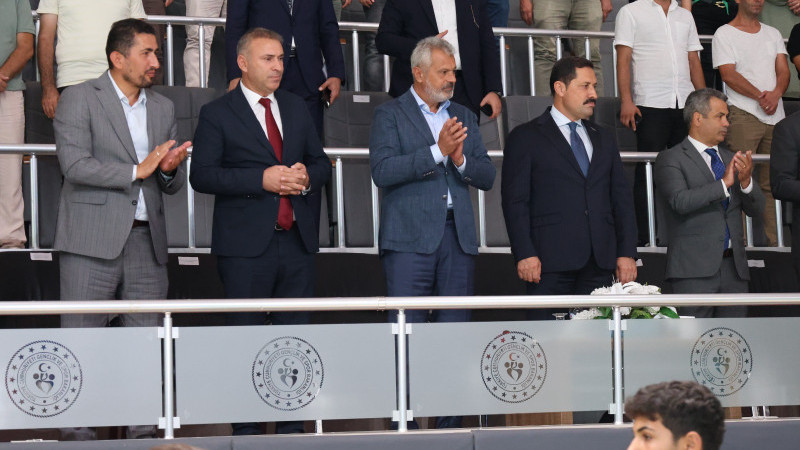 BÜYÜKLER TÜRKİYE BADMİNTON ŞAMPİYONASI HATAY’DA BAŞLADI