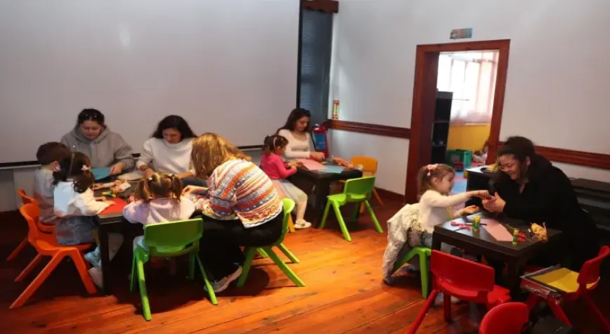 Anneler ve çocuklar İzmit'te Oyuncak Müzesi'nde buluştu