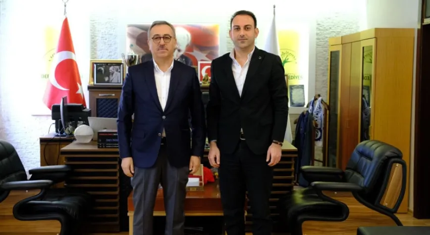BAŞKAN HALİL İBRAHİM ÖZGÜN VE GENEL SEKRETER HAYRETTİN GÜNGÖR’DEN DEFNE İÇİN ORTAK ÇALIŞMA VURGUSU