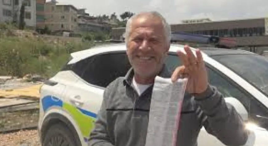 Hatay'da ceza yiyen bir sürücü polisleri tebrik etti