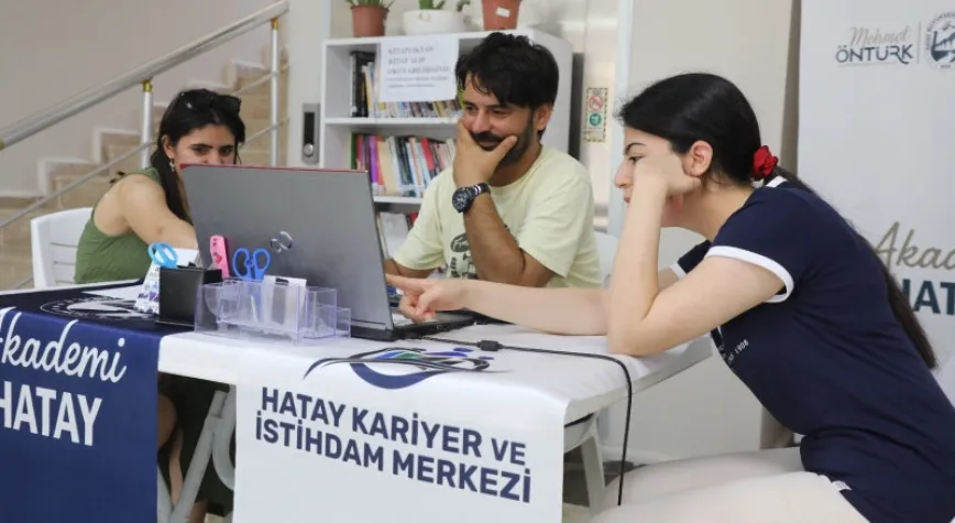 HBB, YKS TERCİH SÜRECİNDE GENÇLERİ YALNIZ BIRAKMADI