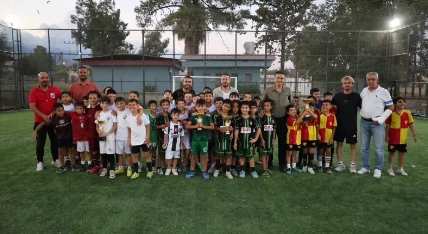 HBB’NİN KIRIKHAN SOĞUKSU HALI SAHASI TURNUVAYLA HİZMETE AÇILDI