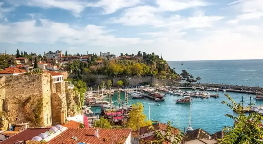 Yurt içi turizmde harcamalar arttı, seyahat sayısı azaldı